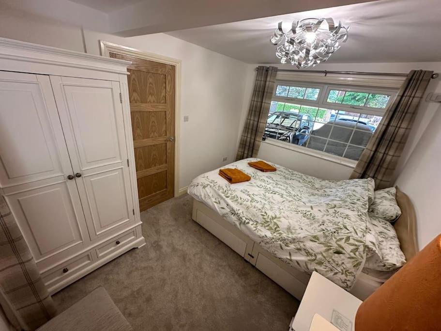 Thee Olde Cow Shed Cottingham, Central Location, 500 Meters From Cottingham Train Station, Close To Hull & Beverly, Free Parking & Wi-Fi , Entire Detached Property Exterior foto